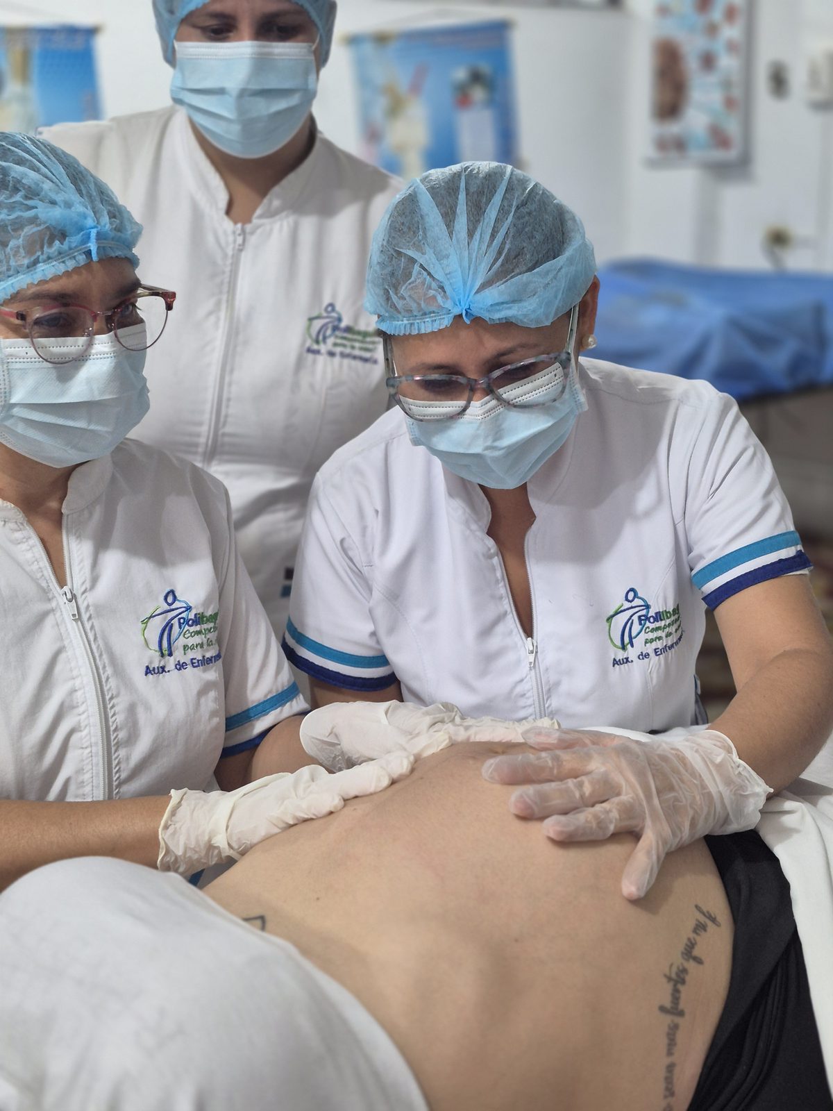 Auxiliar de Enfermería — POLIBAGUÉ