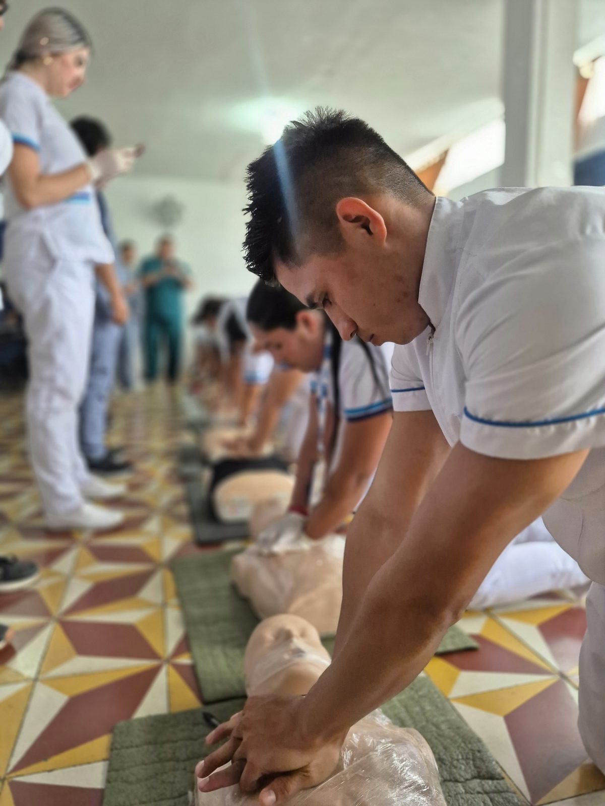 Auxiliar de Enfermería — POLIBAGUÉ