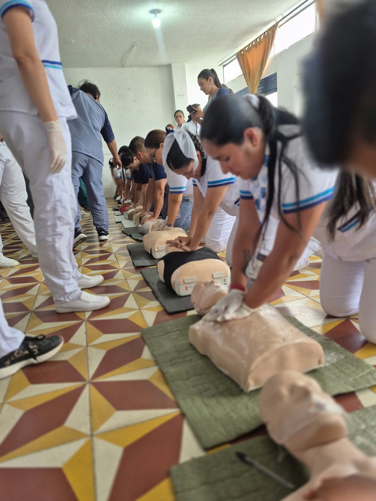 Auxiliar de Enfermería — POLIBAGUÉ