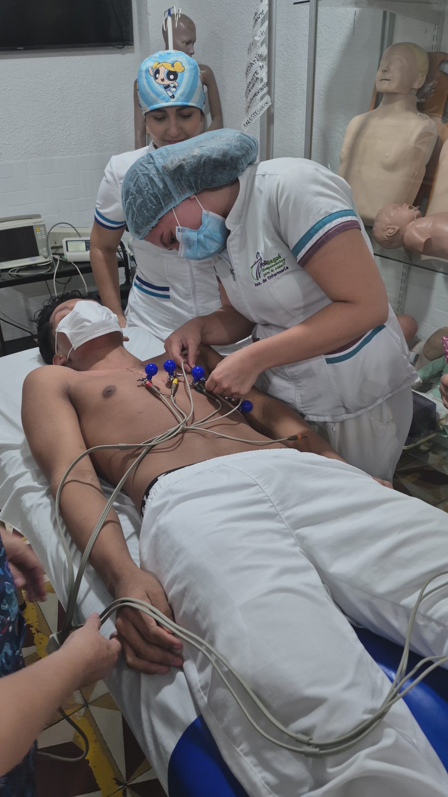 Auxiliar de Enfermería — POLIBAGUÉ