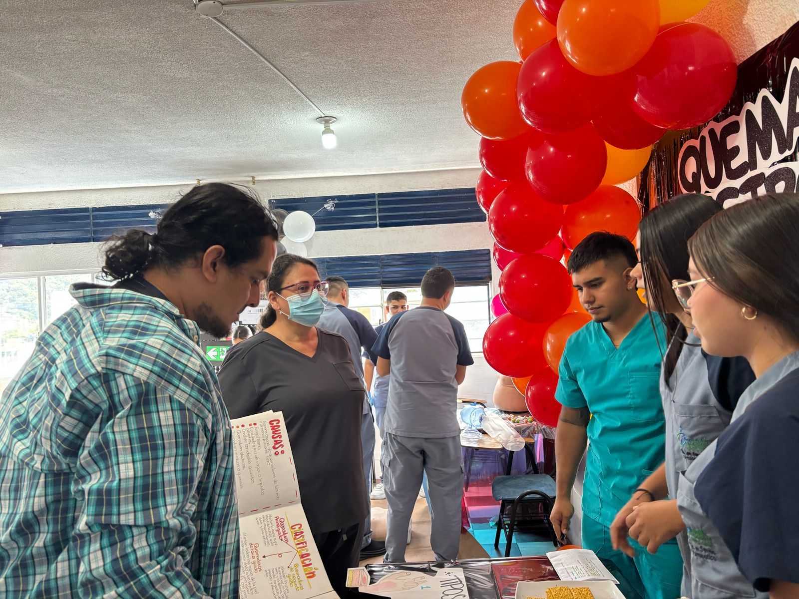 Auxiliar de Farmacia — POLIBAGUÉ