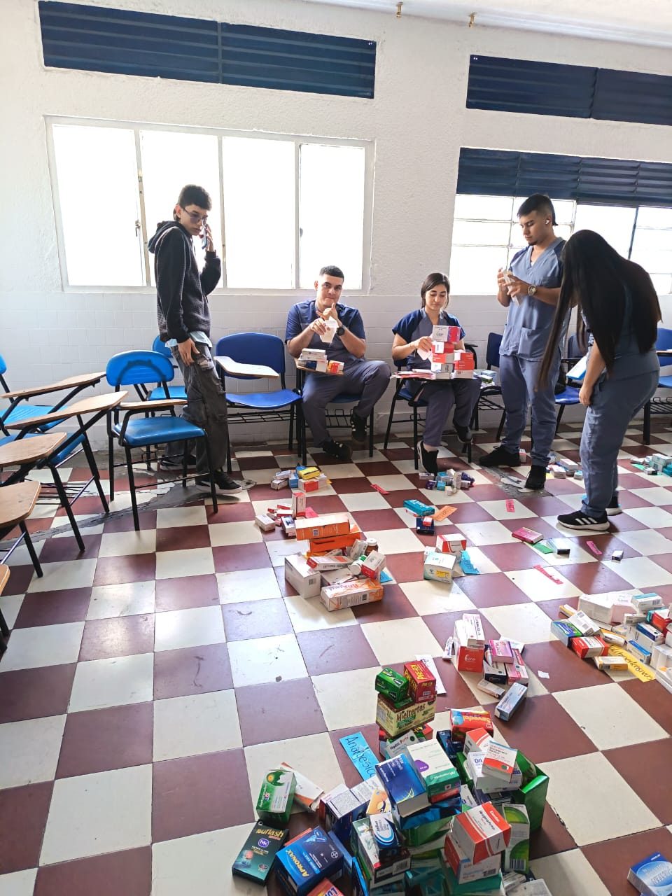 Auxiliar en Salud Pública — POLIBAGUÉ